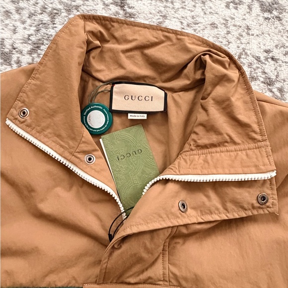 Gucci Beige and Black Logo Jacket - Picture 3 of 7